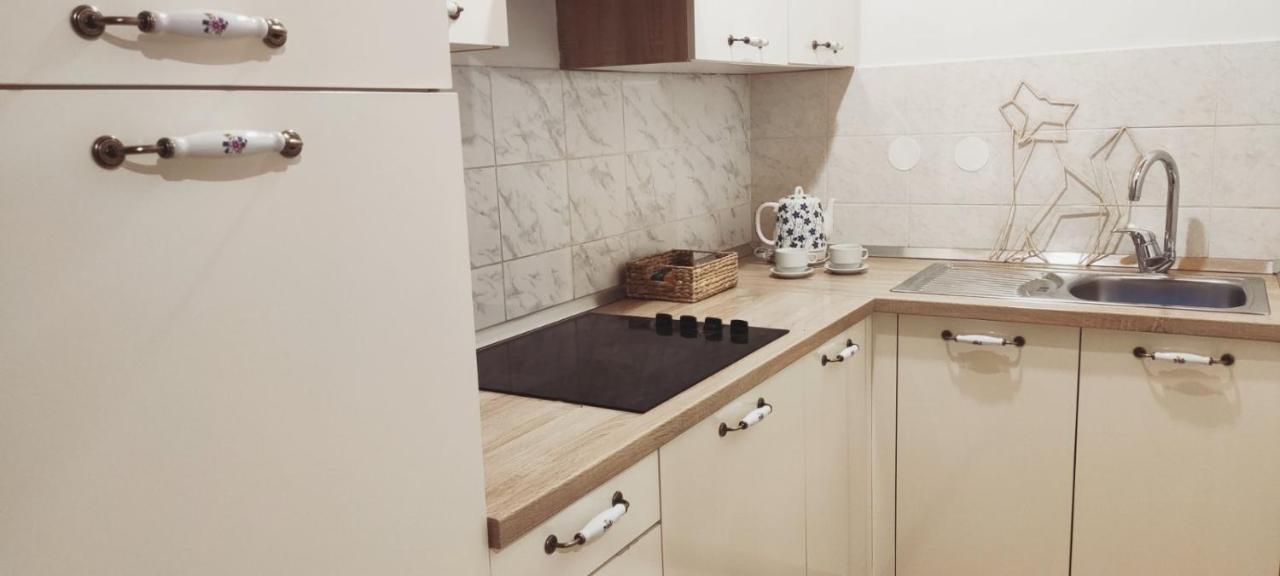 Fox Family Apartment كْرانْيِسكا غورا المظهر الخارجي الصورة